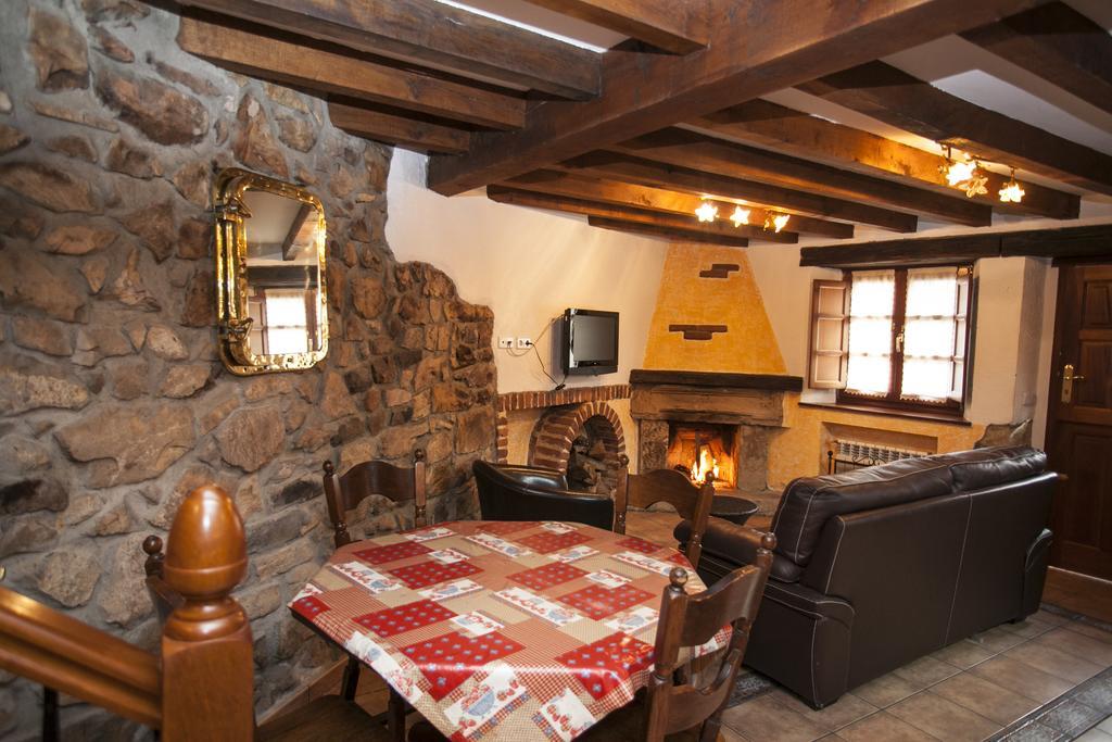 El Cabanon De * Pimiango